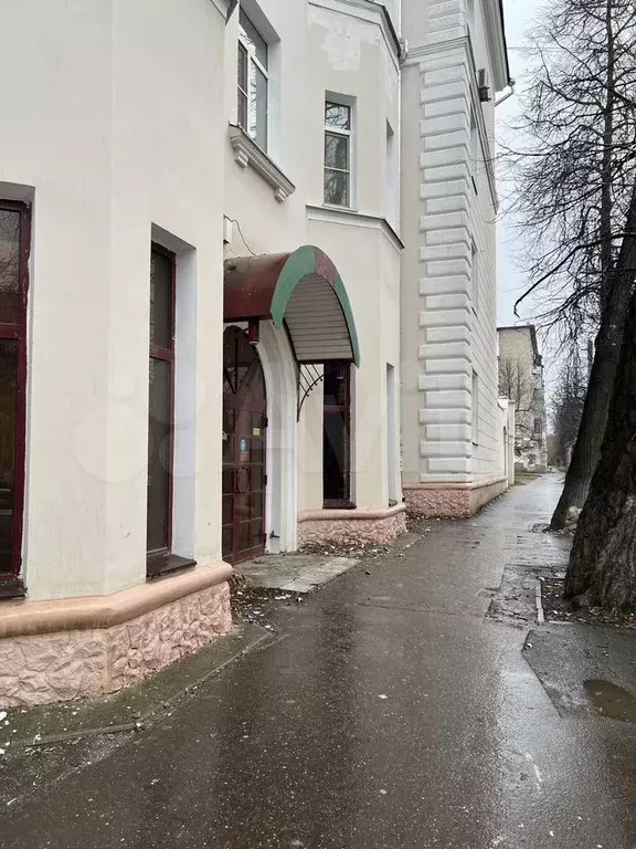 Сдам 180 кв на первой линии с отдельным входом - Фото 0
