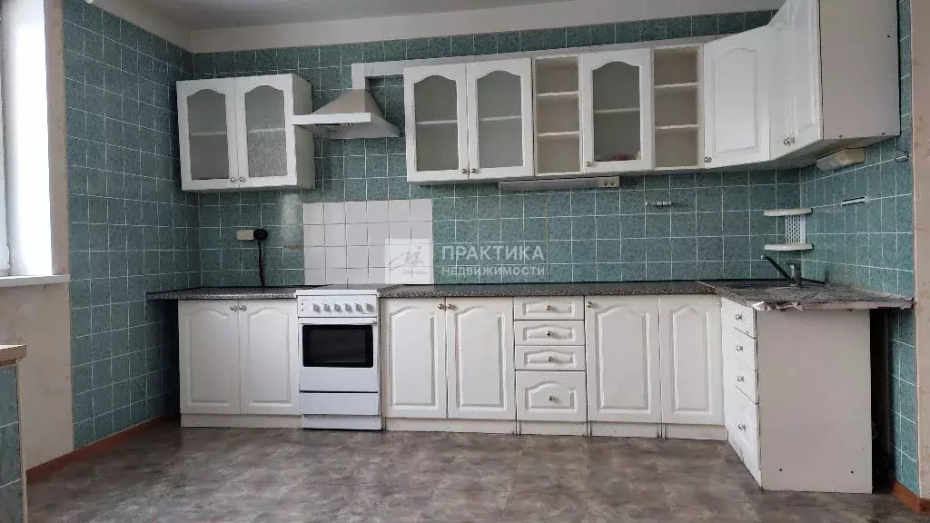 Продается 4-комнатная квартира - Фото 1