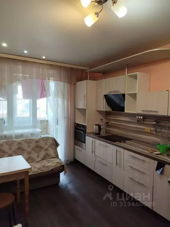 1-к кв. Владимирская область, Александров ул. Королева, 8 (60.5 м) - Фото 0