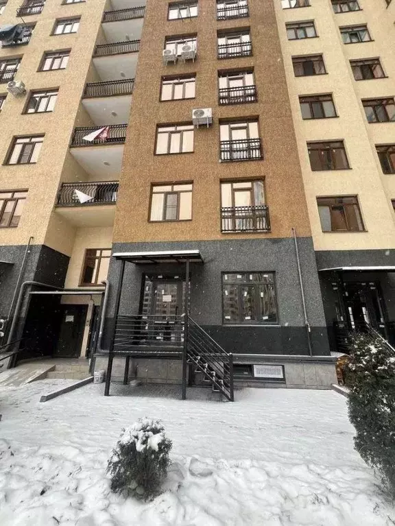 Помещение свободного назначения в Кабардино-Балкария, Нальчик ул. ... - Фото 1