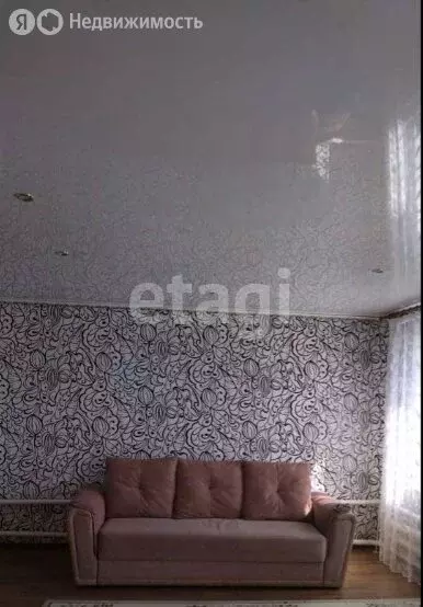 Дом в село Цветнополье, Молодёжная улица (220 м) - Фото 2