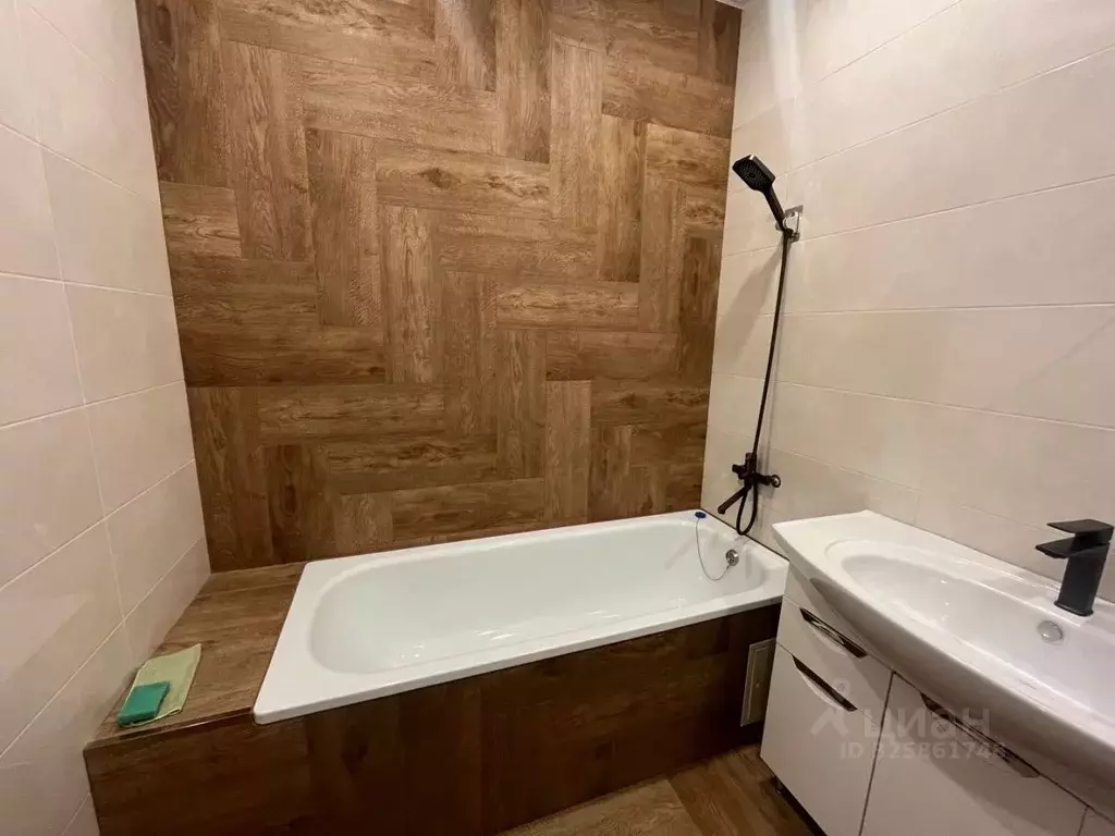 1-к кв. Северная Осетия, Владикавказ ул. Курсантов-Кировцев, 29 (52.0 ... - Фото 2