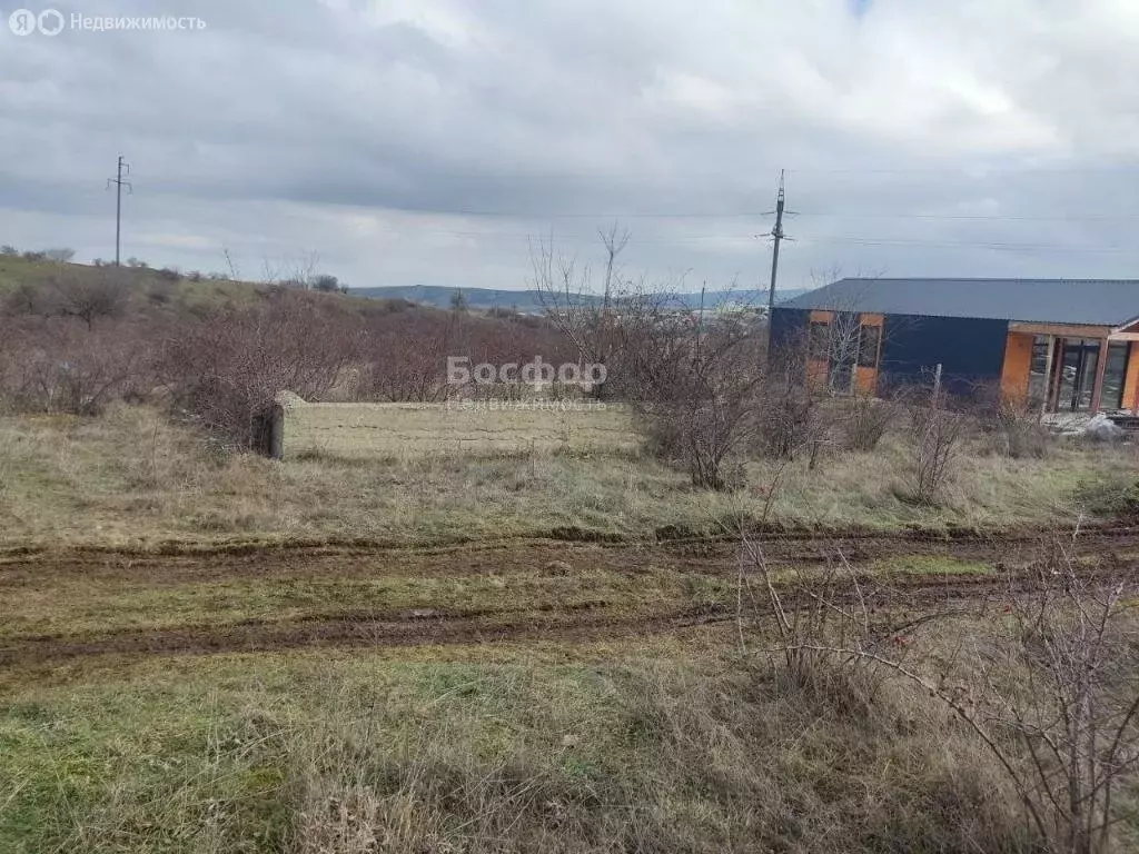 Участок в Старый Крым, Тихая улица (6 м) - Фото 2