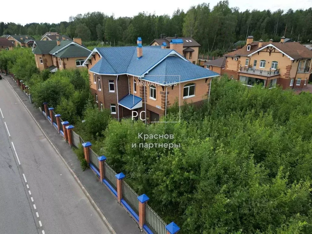 Дом в Санкт-Петербург, Санкт-Петербург, Зеленогорск ул. Ландышевая, 14 ... - Фото 1