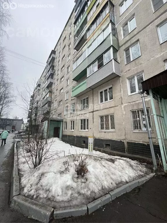 3-комнатная квартира: Ликино-Дулёво, улица Калинина, 10А (51 м) - Фото 0