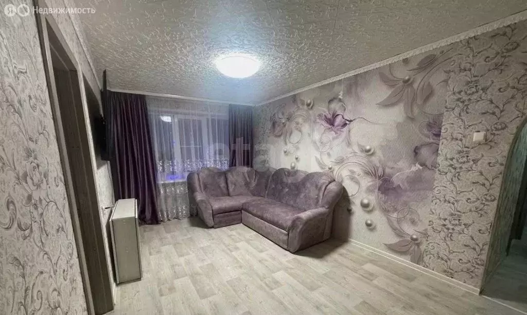 3-комнатная квартира: Тутаев, улица Дементьева, 6 (56 м) - Фото 1