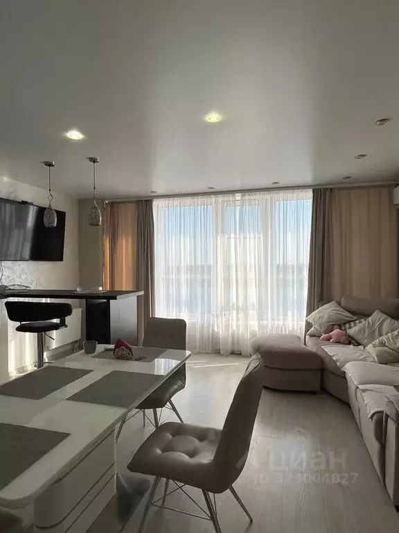 3-к кв. Вологодская область, Череповец ул. Командарма Белова, 46 (95.7 ... - Фото 1