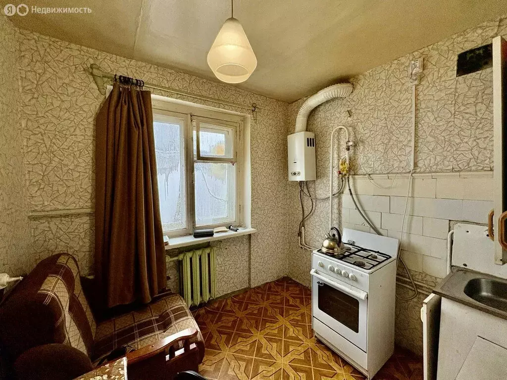 1-комнатная квартира: посёлок городского типа Кратово, улица Чурилина, ... - Фото 2