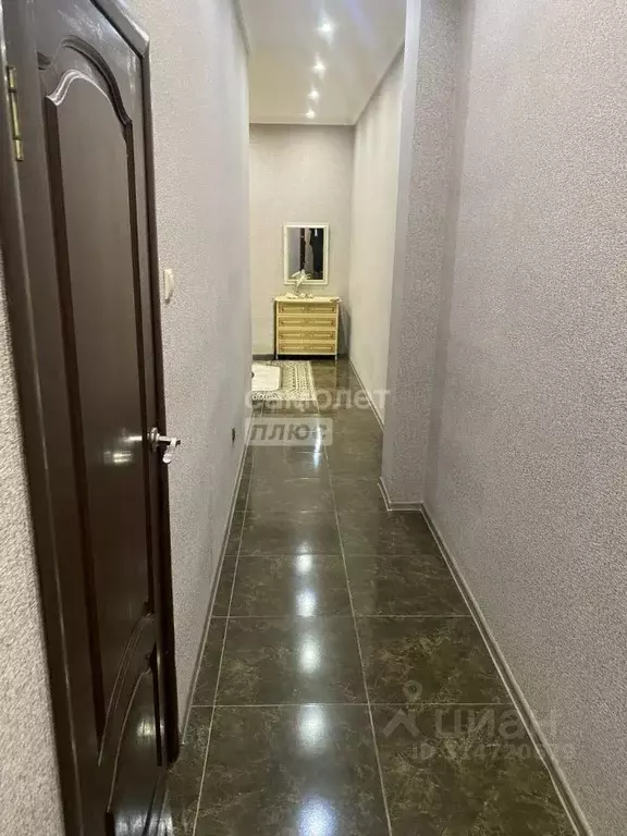 2-к кв. Курская область, Курск Ендовищенская ул., 8 (66.0 м) - Фото 1