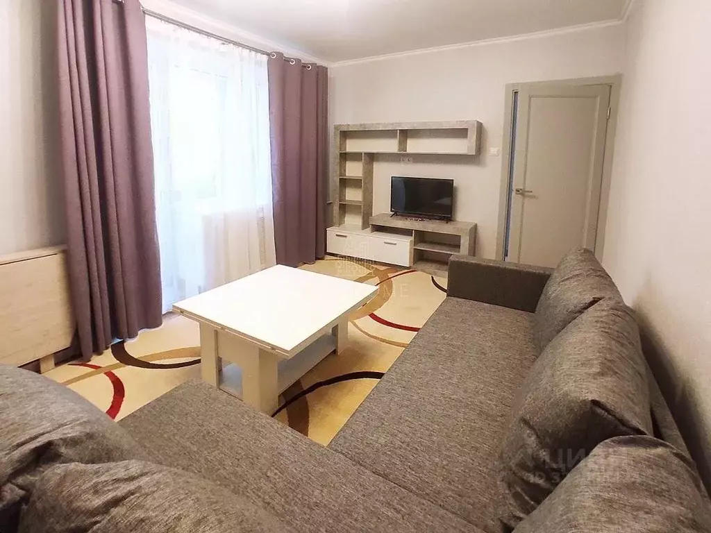 2-к кв. Московская область, Долгопрудный Лихачевское ш., 8к3 (41.0 м) - Фото 1