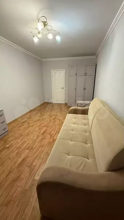 1-к. квартира, 40 м, 7/10 эт. - Фото 1