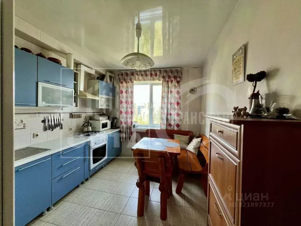 3-к кв. Воронежская область, Воронеж ул. Генерала Лизюкова, 3 (63.3 м) - Фото 1