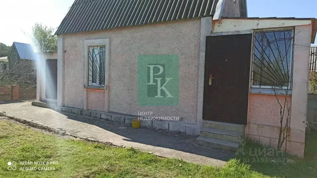 Дом в Севастополь Автомобилист садоводческое товарищество, 42 (32 м) - Фото 1