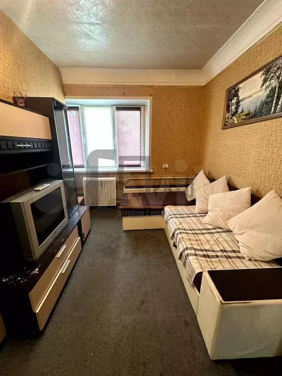 Комната 21 м в 3-к., 2/4 эт. - Фото 0