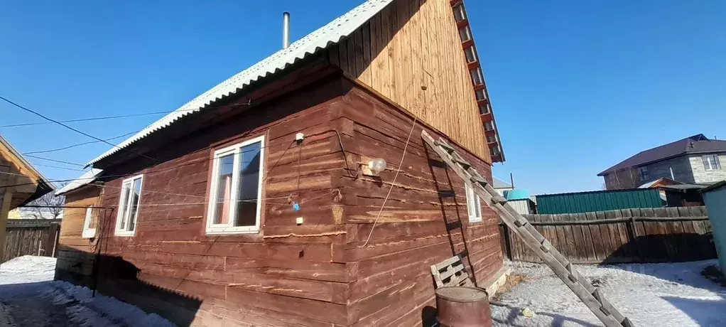 Дом в Бурятия, Улан-Удэ Иволгинская ул. (80 м) - Фото 0