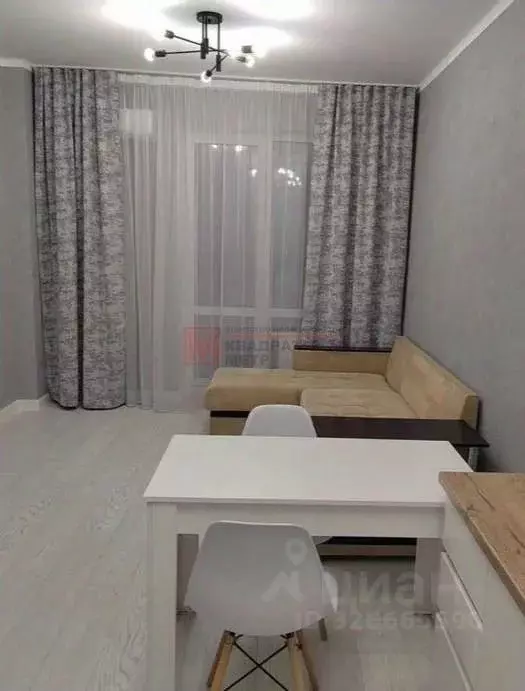 1-к кв. Белгородская область, Старый Оскол Садовые Кварталы мкр, 3 ... - Фото 1