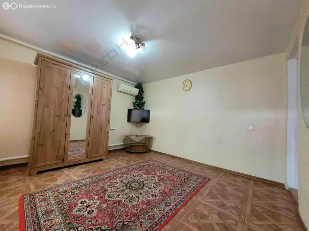 Дом в Краснодар, Садовая улица, 5 (50 м) - Фото 1
