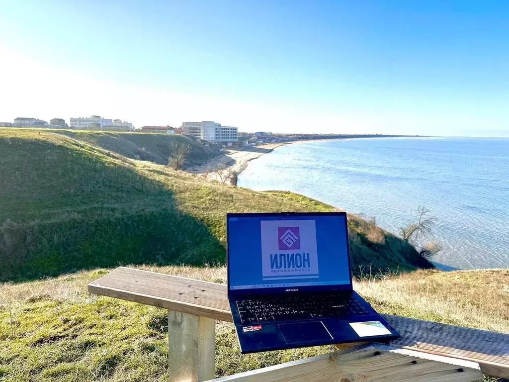 Участок в Крым, Ленинский район, Семисотское с/пос, с. Каменское  (6.3 ... - Фото 1