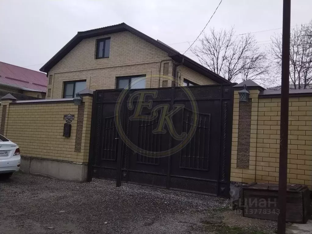 Дом в Карачаево-Черкесия, Черкесск Дачный пер., 31В (68 м) - Фото 0