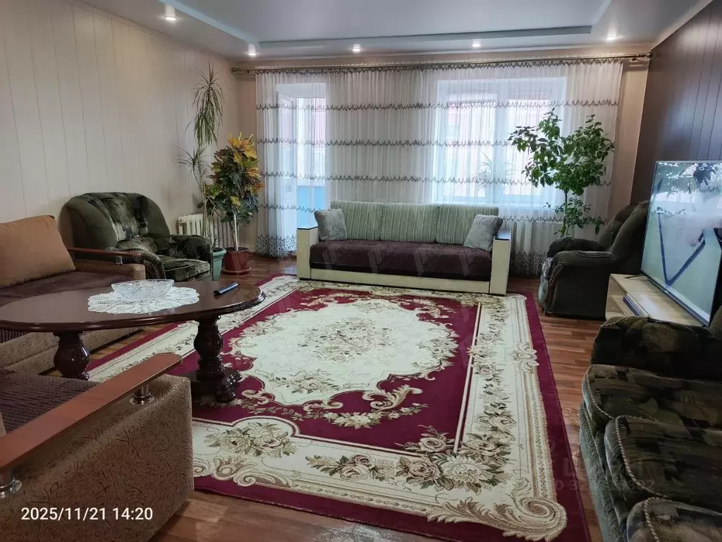 2-к кв. Астраханская область, Астрахань Васильковая ул., 21к1 (98.9 м) - Фото 1