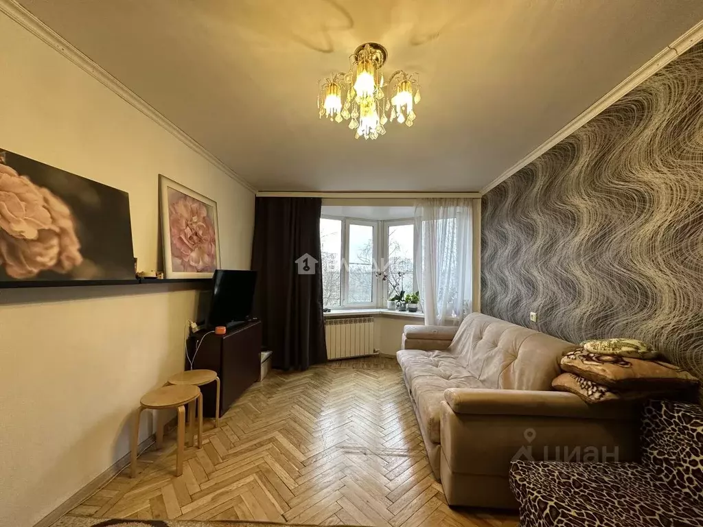 3-к кв. Санкт-Петербург Новосибирская ул., 18 (57.6 м) - Фото 0