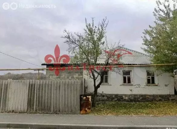 Дом в село Пушкарное, Пушкарская улица, 33 (50 м) - Фото 1