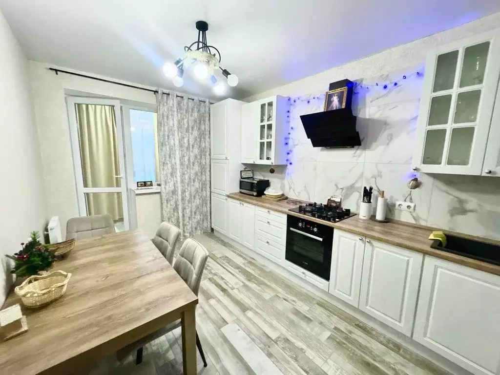 1-к кв. Калининградская область, Калининград Шахматная ул. (43.0 м) - Фото 1