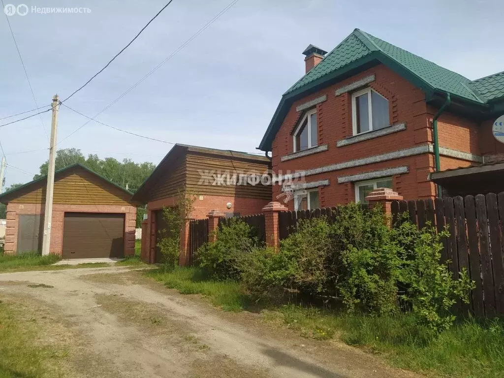 Дом в Новосибирск, улица Слюдянка (132.6 м) - Фото 0