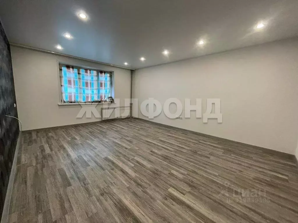 2-к кв. Новосибирская область, Новосибирск ул. Виктора Шевелева, 18 ... - Фото 0