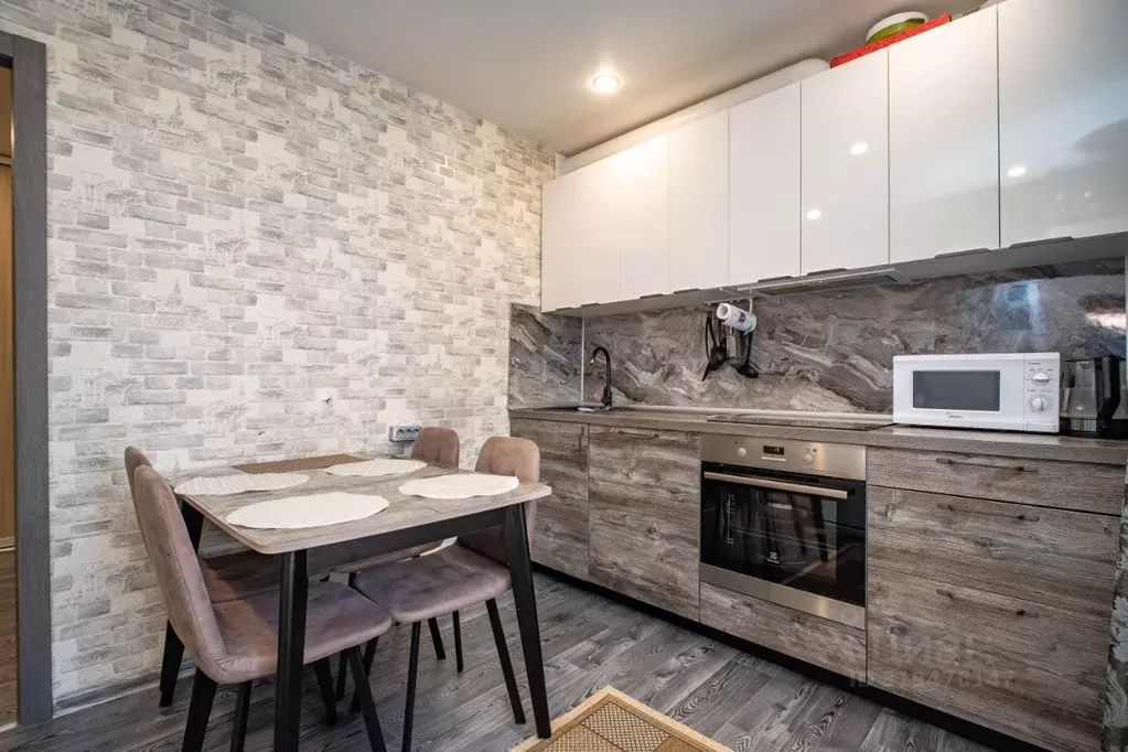 2-к кв. Новосибирская область, Новосибирск ул. Титова, 236/2 (52.5 м) - Фото 1