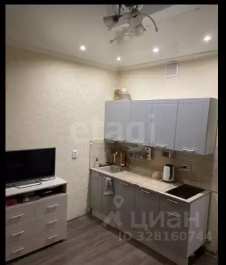 Студия Тюменская область, Тюмень ул. Верхнетарманская, 5 (19.0 м) - Фото 1