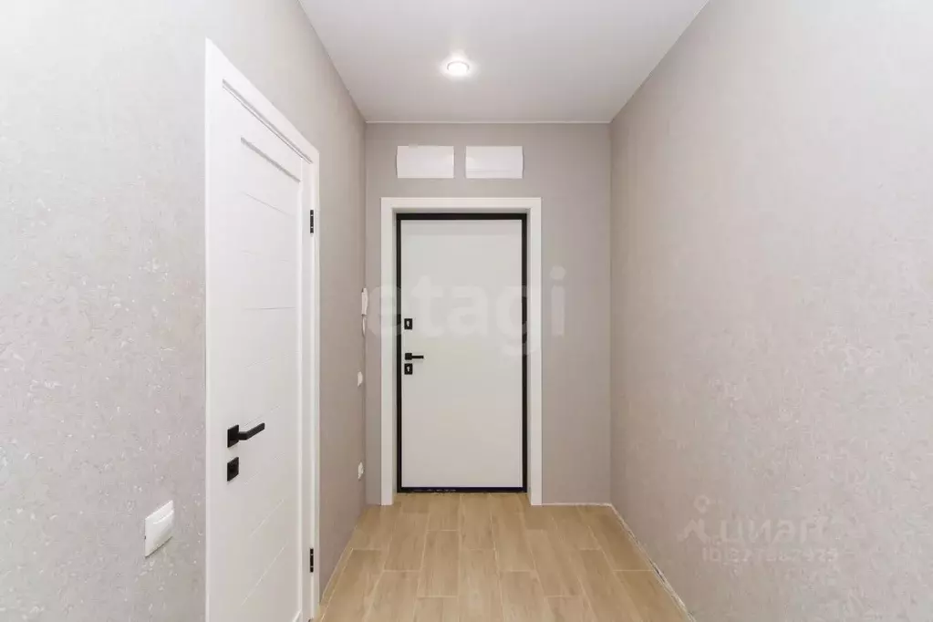 Студия Тюменская область, Тюмень Подгорная ул., 61к1 (25.3 м) - Фото 1