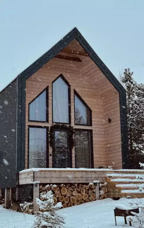 Дом в Красноярский край, Красноярск Пригорная ул., 53А/135 (52 м) - Фото 1