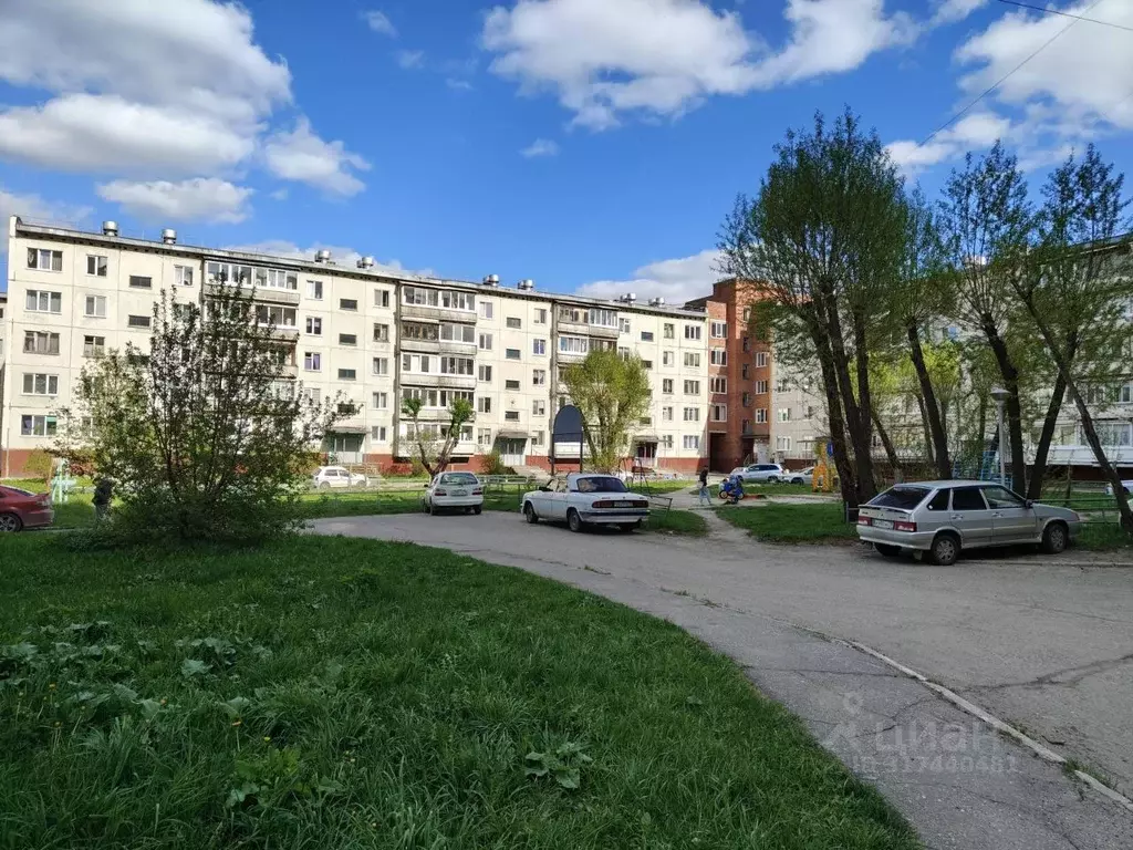 2-к кв. Томская область, Северск ул. Мира, 25 (47.0 м) - Фото 0