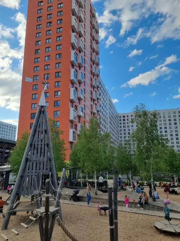 3-к кв. Москва ул. Саларьевская, 10к2 (62.0 м) - Фото 1