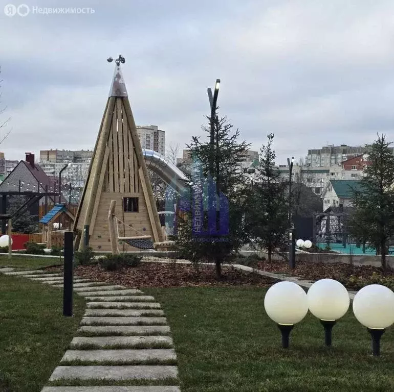 2-комнатная квартира: Воронеж, Краснознамённая улица, 72 (66 м) - Фото 1