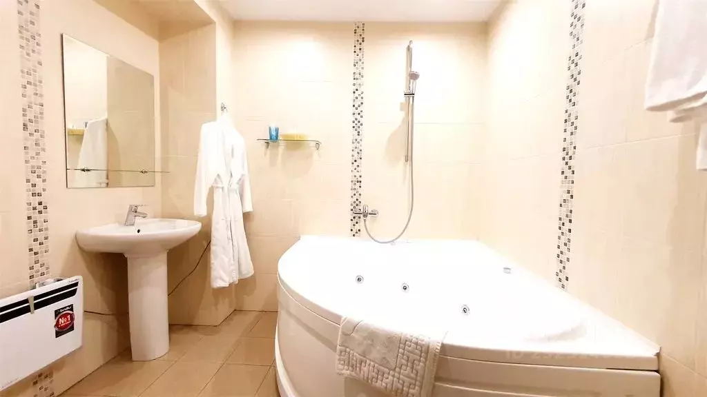 Комната Омская область, Омск ул. Красный Путь, 34 - Фото 2