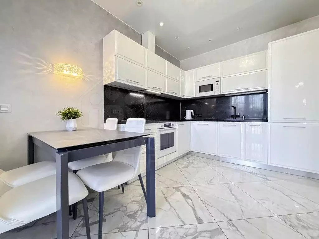 2-к кв. Иркутская область, Иркутск ул. Карла Либкнехта, 114 (67.2 м) - Фото 1