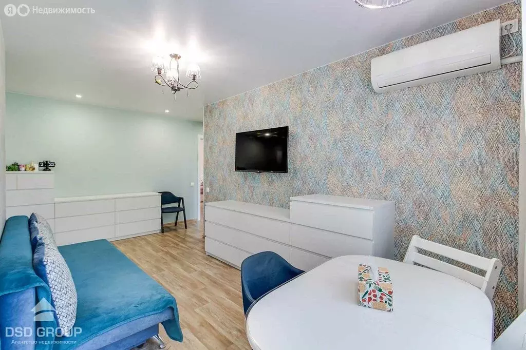 3-комнатная квартира: Хабаровск, Тихоокеанская улица, 217 (58 м) - Фото 1