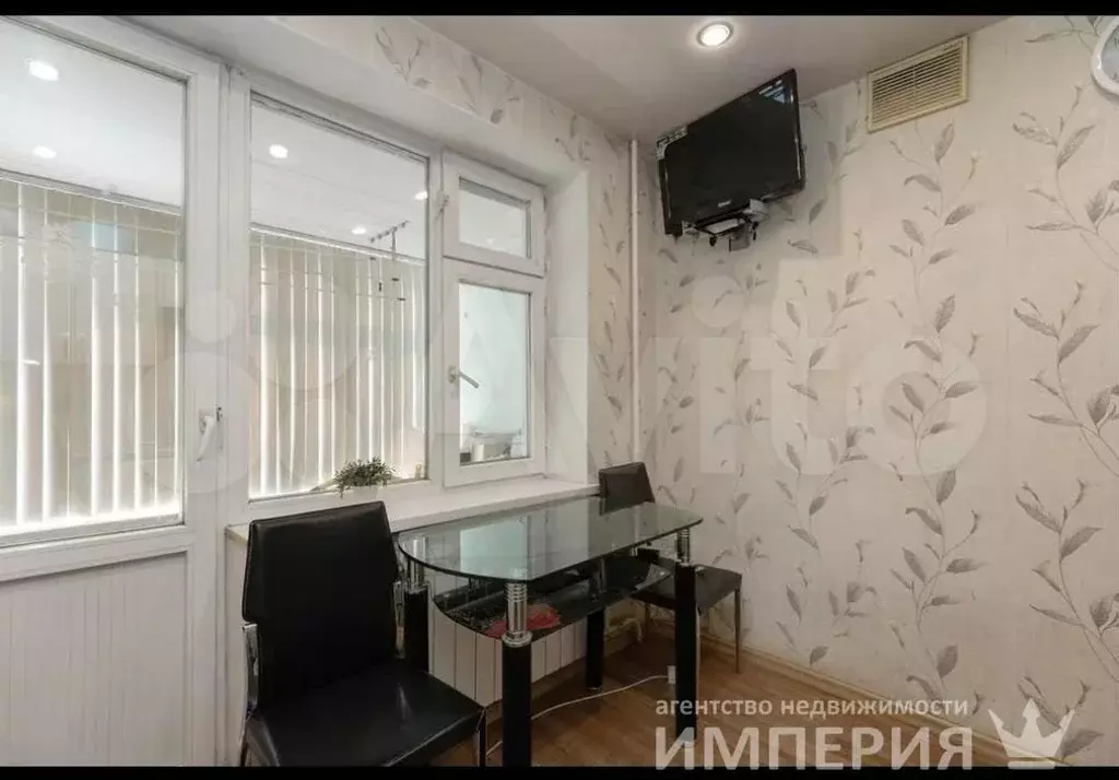 3-к. квартира, 60 м, 1/5 эт. - Фото 1