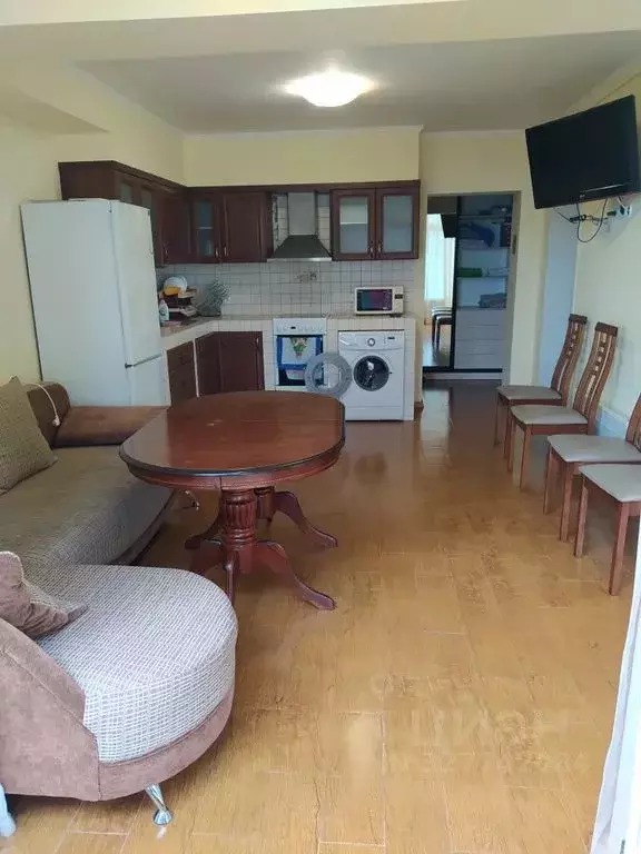 3-к кв. Крым, Ялта муниципальный округ, Береговое пгт ул. Кипарисная, ... - Фото 2