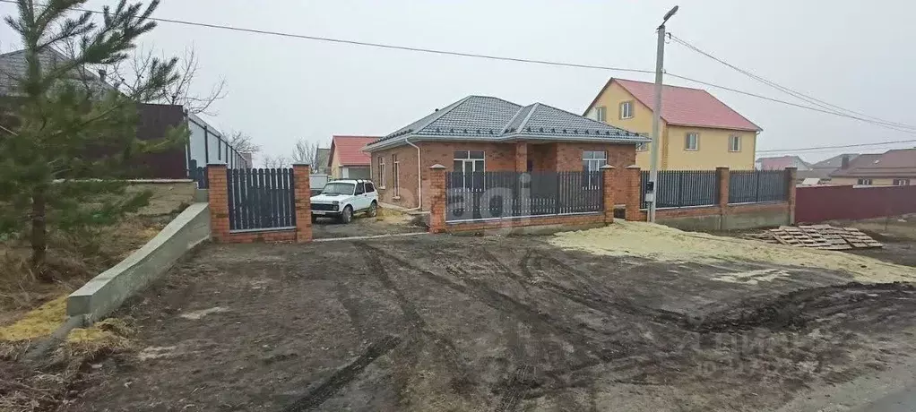 Дом в Белгородская область, Старый Оскол ул. Пушкарская дача, 27/49 ... - Фото 0