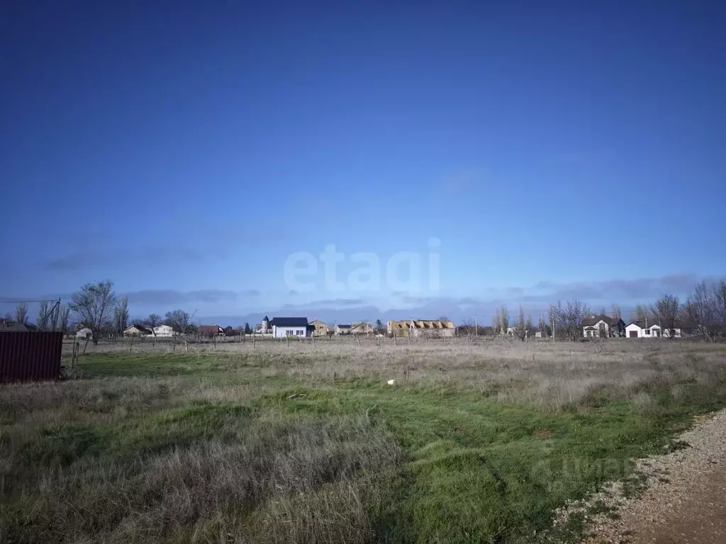 Участок в Крым, Сакский район, с. Фрунзе ул. Таврическая (8.0 сот.) - Фото 1