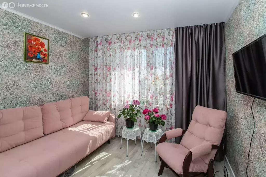 1-комнатная квартира: Тобольск, улица Семёна Ремезова, 110к2 (39 м) - Фото 2