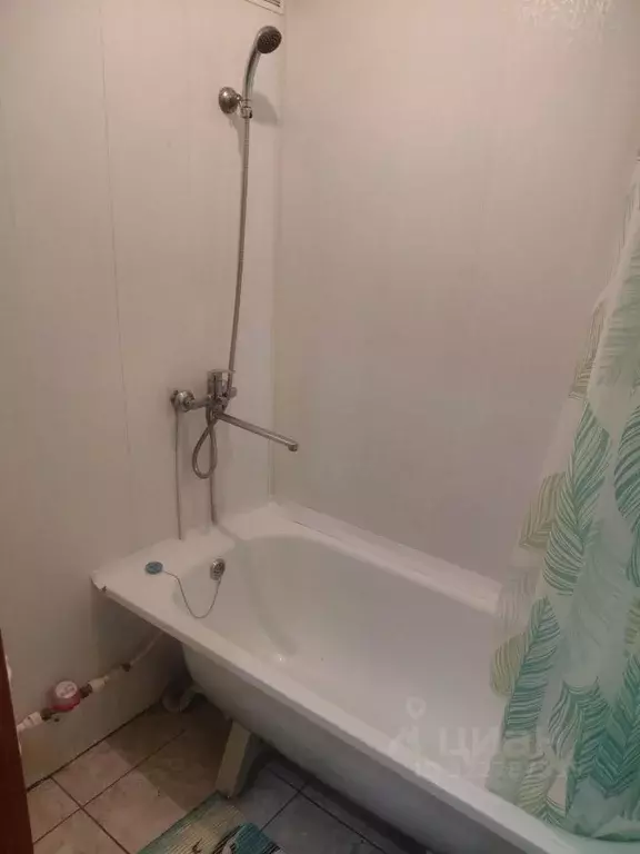 1-к кв. Удмуртия, Ижевск ул. Ворошилова, 107 (33.0 м) - Фото 0