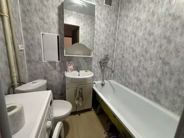 1-к. квартира, 32 м, 5/5 эт. - Фото 0