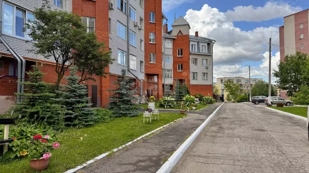 3-к кв. Владимирская область, Ковров Славянская ул., 31 (120.5 м) - Фото 0