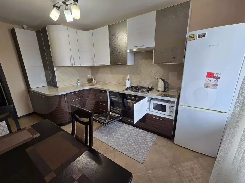 1-к. квартира, 50 м, 8/10 эт. - Фото 0