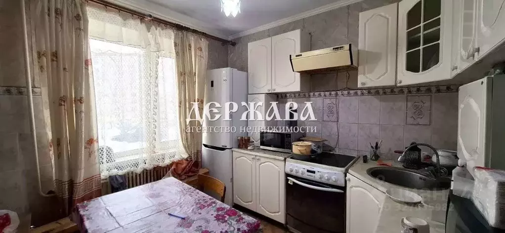 3-к кв. Белгородская область, Старый Оскол Буденного мкр, 7А (62.59 м) - Фото 1