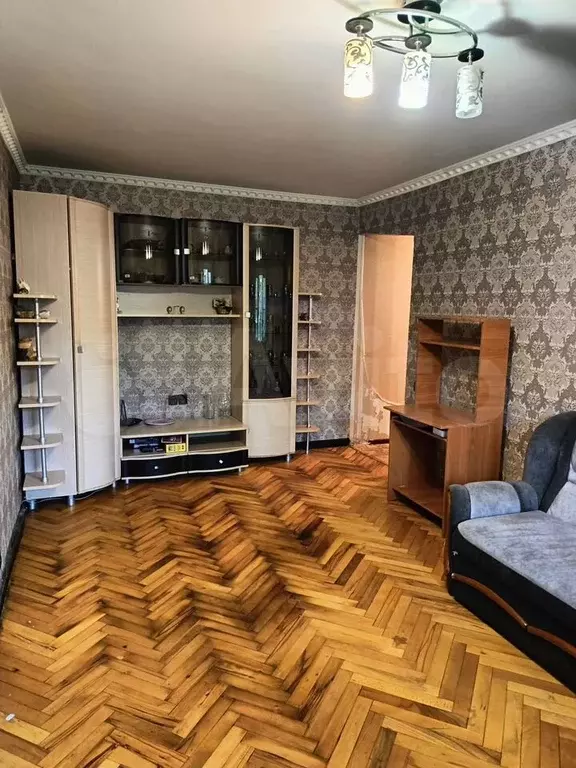 3-к. квартира, 56,1 м, 1/5 эт. - Фото 0